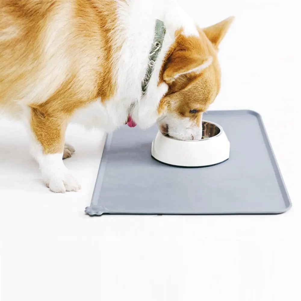 Silicone Pet Bowl Mat - Non-Slip, Waterproof, and Pet-Friendly